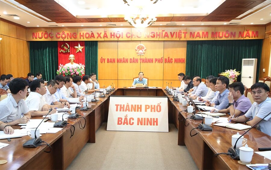 Quang cảnh cuộc họp tháo gỡ vướng mắc cho dự án Sun Bắc Ninh